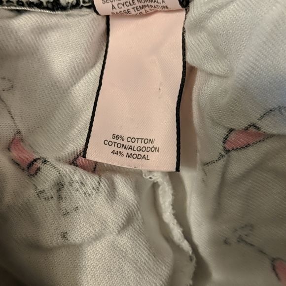✨50% OFF✨ Victoria's Secret (free top) champagne pajama pants - Picture 8 of 9